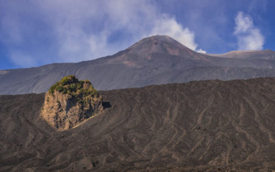 Escursione sull’Etna con 4×4 e autista privato: un’avventura senza preoccupazioni nel cuore del vulcano